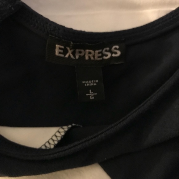 Express - Tank - Picture 4 of 6